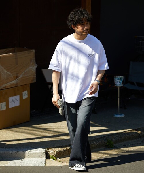 POLeR(ポーラー)の「限定展開 POLeR×FREAK'S STORE/ポーラー 別注 ビッグシルエット バックプリント クルーネックTシャツ(Tシャツ/カットソー・メンズ・ネイビー/アッシュグレー/スミクロ/グレイッシュベージュ/ホワイト・SMALL/LARGE/MEDIUM)」の22枚目の写真