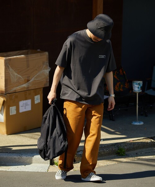 POLeR(ポーラー)の「限定展開 POLeR×FREAK'S STORE/ポーラー 別注 ビッグシルエット バックプリント クルーネックTシャツ(Tシャツ/カットソー・メンズ・ネイビー/アッシュグレー/スミクロ/グレイッシュベージュ/ホワイト・SMALL/LARGE/MEDIUM)」の15枚目の写真