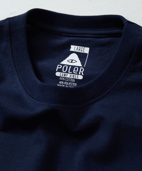 POLeR(ポーラー)の「限定展開 POLeR×FREAK'S STORE/ポーラー 別注 ビッグシルエット バックプリント クルーネックTシャツ(Tシャツ/カットソー・メンズ・ネイビー/アッシュグレー/スミクロ/グレイッシュベージュ/ホワイト・SMALL/LARGE/MEDIUM)」の16枚目の写真