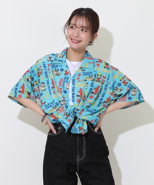 Disney(ディズニー)の「親子お揃い ディズニー 総柄リゾートシャツ 9495A(ボトムス別売)(シャツ/ブラウス・レディース・ライトグリーン系1/ブラック・S/M/L/XL)」の2枚目の写真