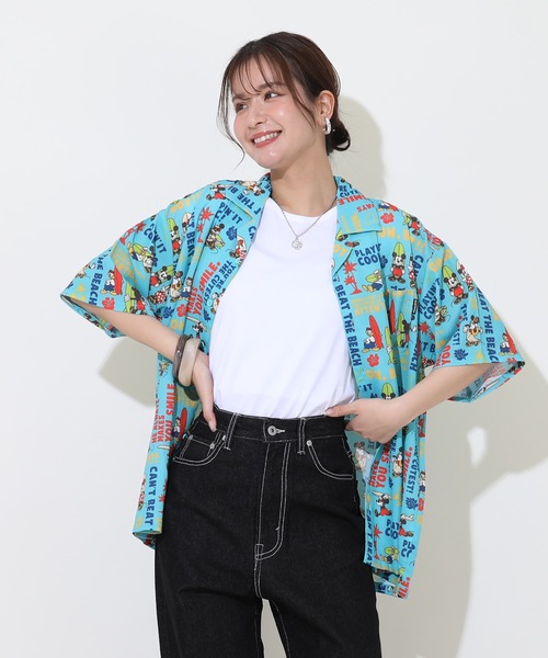Disney(ディズニー)の「親子お揃い ディズニー 総柄リゾートシャツ 9495A(ボトムス別売)(シャツ/ブラウス・レディース・ライトグリーン系1/ブラック・S/M/L/XL)」の4枚目の写真