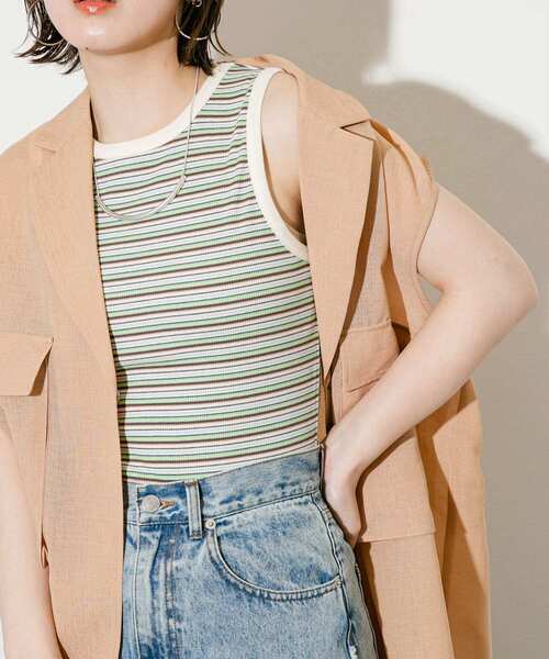 KBF(ケイビーエフ)の「クロップドタンクトップ(タンクトップ・レディース・ブラウン/オートミール/ホワイト系その他/ブルー系その他・ONE)」の1枚目の写真