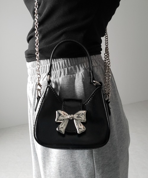 me+em select(ミームセレクト)の「※※【 2color 】バックルリボンミニショルダーチェーンバッグ / buckle ribbon mini shoulder chain bag(ショルダーバッグ・レディース・ブラック/シルバー・FREE)」の16枚目の写真