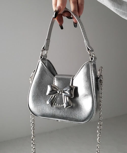 me+em select(ミームセレクト)の「※※【 2color 】バックルリボンミニショルダーチェーンバッグ / buckle ribbon mini shoulder chain bag(ショルダーバッグ・レディース・ブラック/シルバー・FREE)」の20枚目の写真