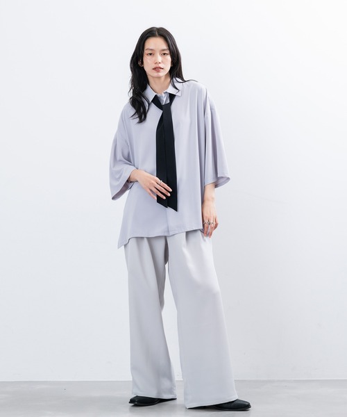 JUNRED（ジュンレッド）の「ボウタイオーバーサイズシャツ（シャツ/ブラウス・メンズ・サックスブルー/ライトグレー/ホワイト・L/M/S）」の19枚目の写真