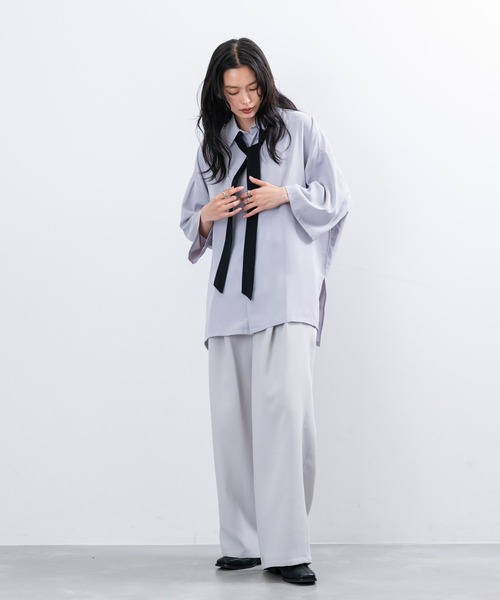 JUNRED（ジュンレッド）の「ボウタイオーバーサイズシャツ（シャツ/ブラウス・メンズ・サックスブルー/ライトグレー/ホワイト・L/M/S）」の18枚目の写真