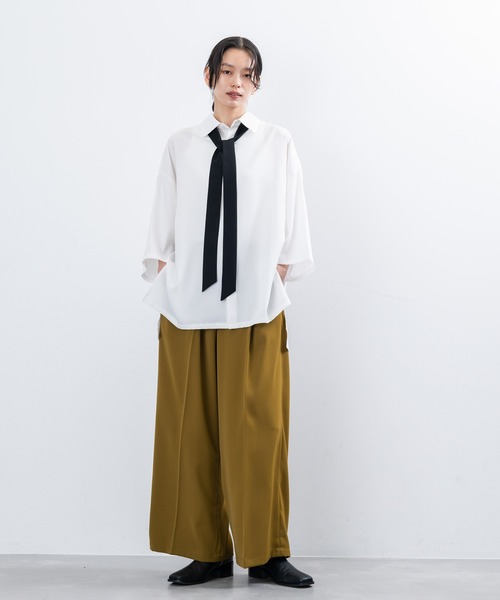 JUNRED（ジュンレッド）の「ボウタイオーバーサイズシャツ（シャツ/ブラウス・メンズ・サックスブルー/ライトグレー/ホワイト・L/M/S）」の17枚目の写真