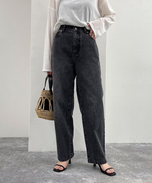 fredy emue（フレディエミュ）の「ストレートデニムパンツ（デニムパンツ・レディース・ブルー/サックスブルー/ブラック・36/38）」の2枚目の写真