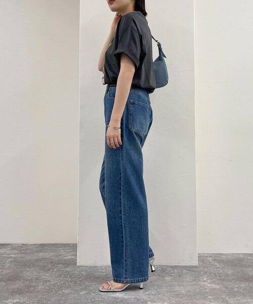 fredy emue（フレディエミュ）の「ストレートデニムパンツ（デニムパンツ・レディース・ブルー/サックスブルー/ブラック・36/38）」の17枚目の写真