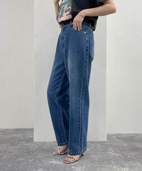 fredy emue（フレディエミュ）の「ストレートデニムパンツ（デニムパンツ・レディース・ブルー/サックスブルー/ブラック・36/38）」の6枚目の写真