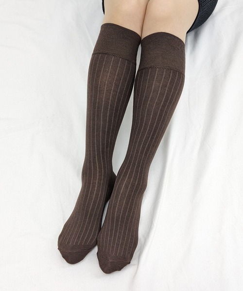 RUBY AND YOU（ルビーアンドユー）の「［select］リブハイソックス（ソックス/靴下・レディース・ダークグレー/ベージュ/ホワイト/ブラウン/グレー/ブラック・FREE）」の5枚目の写真