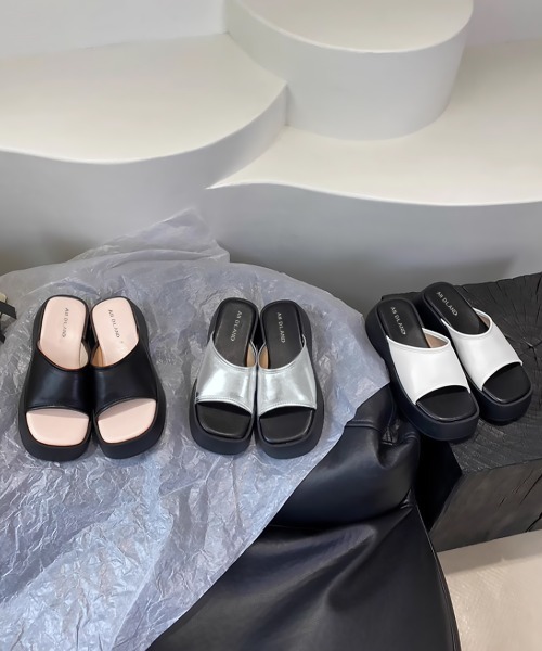 Miniministore(ミニミニストア)の「厚底サンダル ミュールサンダル 夏 美脚(サンダル・レディース・シルバー/ブラック/ホワイト・22.5cm/23.0cm/23.5cm/24.0cm/24.5cm/25.0cm)」の5枚目の写真