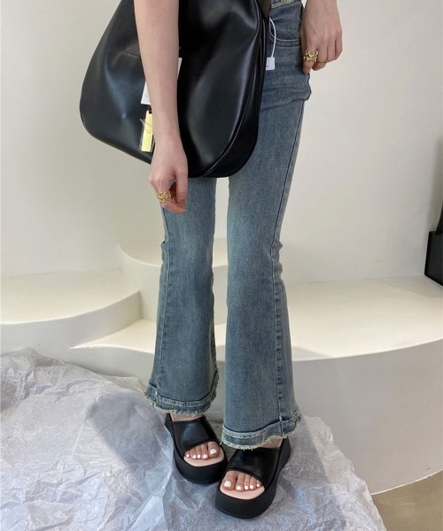 Miniministore(ミニミニストア)の「厚底サンダル ミュールサンダル 夏 美脚(サンダル・レディース・シルバー/ブラック/ホワイト・22.5cm/23.0cm/23.5cm/24.0cm/24.5cm/25.0cm)」の7枚目の写真
