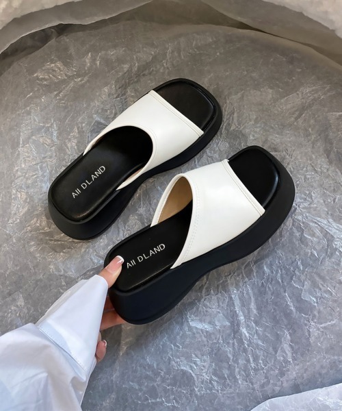Miniministore(ミニミニストア)の「厚底サンダル ミュールサンダル 夏 美脚(サンダル・レディース・シルバー/ブラック/ホワイト・22.5cm/23.0cm/23.5cm/24.0cm/24.5cm/25.0cm)」の18枚目の写真