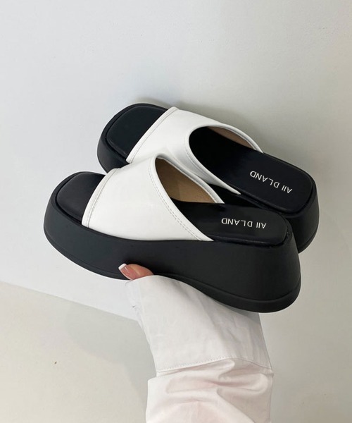 Miniministore(ミニミニストア)の「厚底サンダル ミュールサンダル 夏 美脚(サンダル・レディース・シルバー/ブラック/ホワイト・22.5cm/23.0cm/23.5cm/24.0cm/24.5cm/25.0cm)」の19枚目の写真