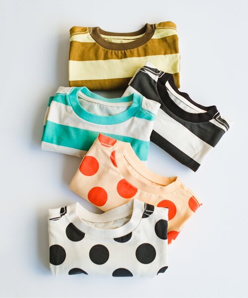 p.premier(ピードットプルミエ)の「イロチ買いしたいシンプル総柄Tシャツ(Tシャツ/カットソー・キッズ・ブラック/オレンジ/ブラウン/ブルー/アイボリー・120/110/100/90/80/140/130)」の10枚目の写真