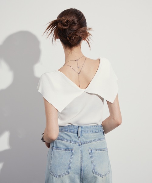 MOCOA'S（モコアズ）の「2WAY接触冷感ビックカラートップス（Tシャツ/カットソー・レディース・ブラック/ホワイト・FREE）」の6枚目の写真