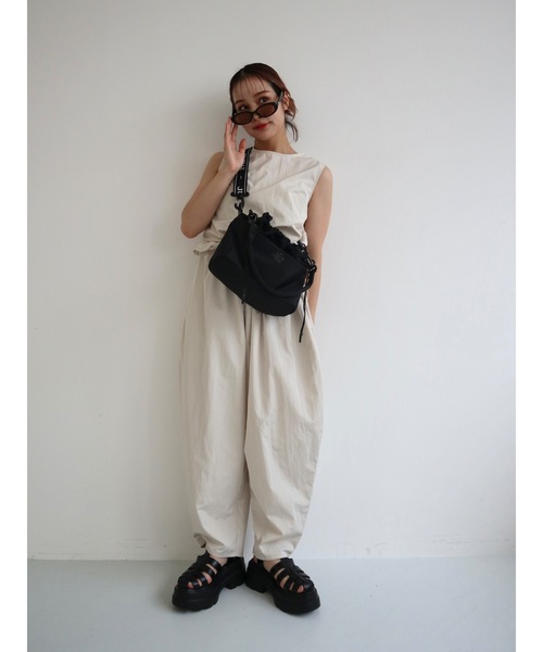 JUMELLE（ジュメロ）の「taffeta all in one（サロペット/オーバーオール・レディース・アイボリー/ブラック・MEDIUM）」の12枚目の写真