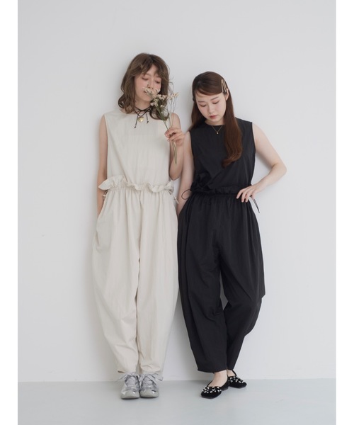 JUMELLE（ジュメロ）の「taffeta all in one（サロペット/オーバーオール・レディース・アイボリー/ブラック・MEDIUM）」の4枚目の写真
