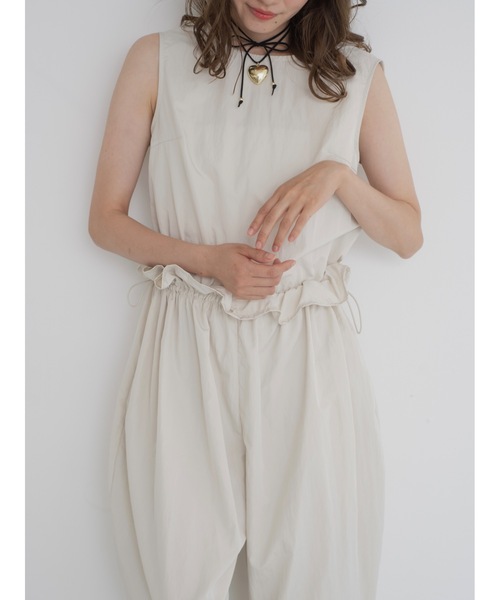 JUMELLE（ジュメロ）の「taffeta all in one（サロペット/オーバーオール・レディース・アイボリー/ブラック・MEDIUM）」の8枚目の写真