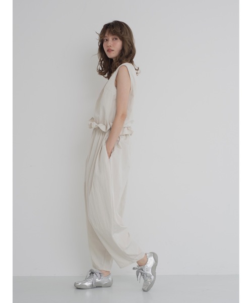 JUMELLE（ジュメロ）の「taffeta all in one（サロペット/オーバーオール・レディース・アイボリー/ブラック・MEDIUM）」の6枚目の写真