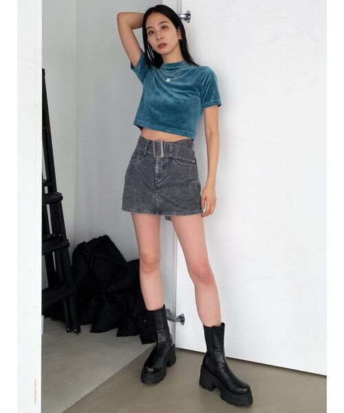 EMODA(エモダ)の「ハイネックベロアトップス(Tシャツ/カットソー・レディース・その他/ライム/ブルー/ブラック/その他1・FREE)」の19枚目の写真