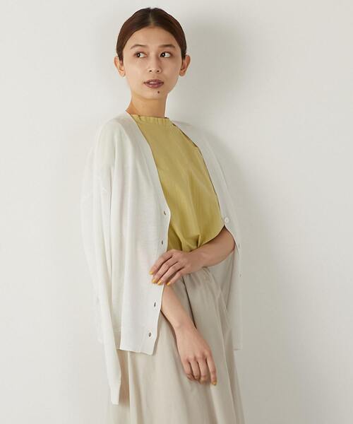 MELROSE claire(メルローズ クレール)の「【ハイゲージさりげなく上品なラメシアー天竺Vカーデ&クルーネック2WAYニット】(カーディガン/ボレロ・レディース・グレー/ブラック/ホワイト/イエロー・FREE)」の9枚目の写真