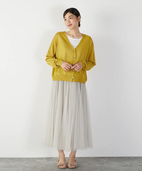 MELROSE claire(メルローズ クレール)の「【ハイゲージさりげなく上品なラメシアー天竺Vカーデ&クルーネック2WAYニット】(カーディガン/ボレロ・レディース・グレー/ブラック/ホワイト/イエロー・FREE)」の15枚目の写真