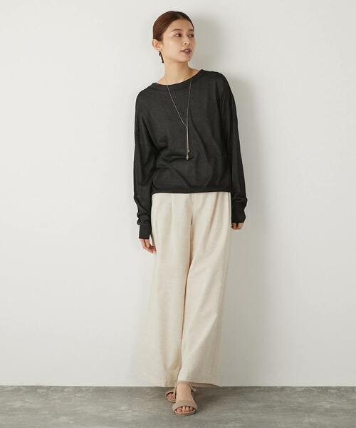 MELROSE claire(メルローズ クレール)の「【ハイゲージさりげなく上品なラメシアー天竺Vカーデ&クルーネック2WAYニット】(カーディガン/ボレロ・レディース・グレー/ブラック/ホワイト/イエロー・FREE)」の5枚目の写真