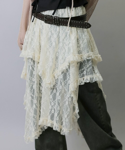 SPINNS（スピンズ）の「デニムと合わせて可愛い♪ イレヘムレースロングスカート（スカート・レディース・ホワイト/ブラック/アイボリー・ONESIZE）」の11枚目の写真