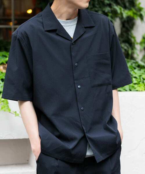 ITEMS URBANRESEARCH(アイテムズ アーバンリサーチ)の「『セットアップ対応』シアサッカースナップOPENカラー半袖シャツ(シャツ/ブラウス・メンズ・ブラック/ブラウン/ネイビー・MEDIUM/LARGE)」の6枚目の写真