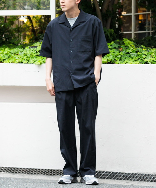 ITEMS URBANRESEARCH(アイテムズ アーバンリサーチ)の「『セットアップ対応』シアサッカースナップOPENカラー半袖シャツ(シャツ/ブラウス・メンズ・ブラック/ブラウン/ネイビー・MEDIUM/LARGE)」の7枚目の写真