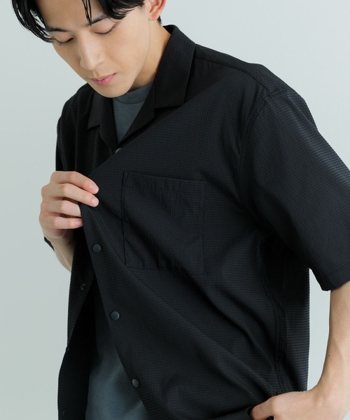 ITEMS URBANRESEARCH(アイテムズ アーバンリサーチ)の「『セットアップ対応』シアサッカースナップOPENカラー半袖シャツ(シャツ/ブラウス・メンズ・ブラック/ブラウン/ネイビー・MEDIUM/LARGE)」の14枚目の写真