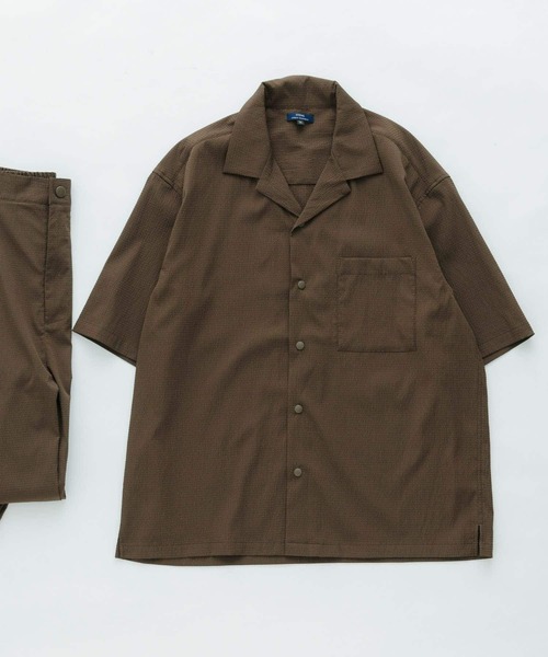 ITEMS URBANRESEARCH(アイテムズ アーバンリサーチ)の「『セットアップ対応』シアサッカースナップOPENカラー半袖シャツ(シャツ/ブラウス・メンズ・ブラック/ブラウン/ネイビー・MEDIUM/LARGE)」の21枚目の写真