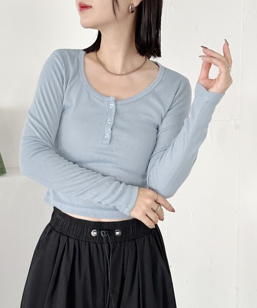 CLEA（クレア）の「プチフラワーコンパクトリブトップス（Tシャツ/カットソー・レディース・ホワイト/アイボリー/ブルー/イエロー・FREE）」の3枚目の写真