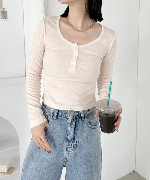 CLEA（クレア）の「プチフラワーコンパクトリブトップス（Tシャツ/カットソー・レディース・ホワイト/アイボリー/ブルー/イエロー・FREE）」の14枚目の写真