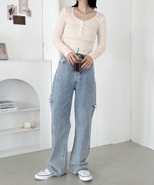 CLEA（クレア）の「プチフラワーコンパクトリブトップス（Tシャツ/カットソー・レディース・ホワイト/アイボリー/ブルー/イエロー・FREE）」の16枚目の写真