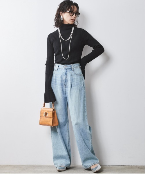 CHIC STYLE（シックスタイル）の「 袖口フレア薄手タートルネックプルオーバー ＜大きいサイズ有＞シックスタイル　（ニット/セーター・レディース・グレー/ブラック・M/L/LL/3L/4L/5L）」の2枚目の写真