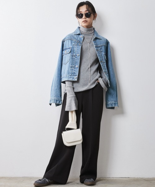 CHIC STYLE（シックスタイル）の「 袖口フレア薄手