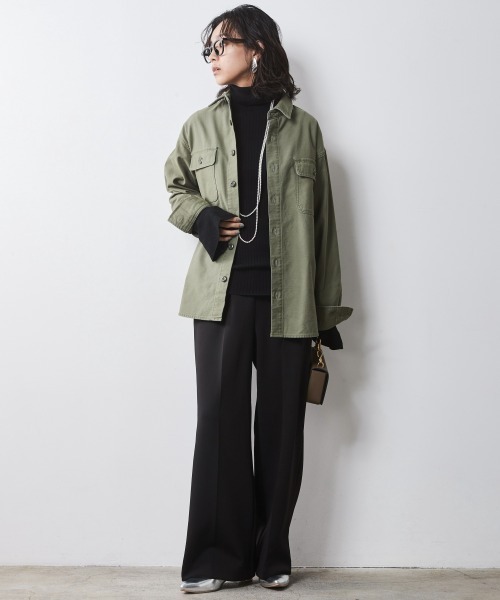 CHIC STYLE（シックスタイル）の「 袖口フレア薄手タートルネックプルオーバー ＜大きいサイズ有＞シックスタイル　（ニット/セーター・レディース・グレー/ブラック・M/L/LL/3L/4L/5L）」の20枚目の写真