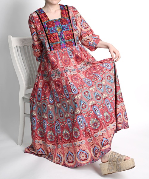 セール】ペイズリー総柄 刺繍 6分袖 マキシフレアワンピース