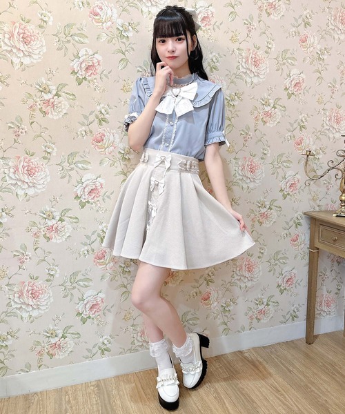 ROJITA(ロジータ)の「パールチェーンリボンブローチ付ブラウス(シャツ/ブラウス・レディース・ホワイト/ピンク/ブルー・FREE)」の18枚目の写真