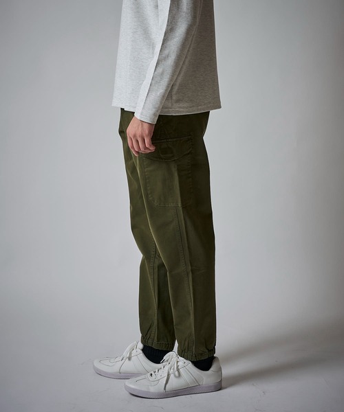 Gramicci(グラミチ)の「【Gramicci/グラミチ】NN-CARGO-JOGGER PANTS / オーガニックコットンジョガーパンツ GMP4-FJP01(カーゴパンツ・メンズ・ベージュ/チャコールグレー/オリーブ/ブラック/ライトベージュ/カーキ/チャコール・X-LARGE/LARGE/MEDIUM/SMALL)」の14枚目の写真