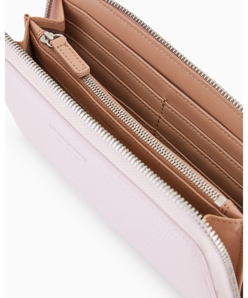 EMPORIO ARMANI（エンポリオアルマーニ）の「【エンポリオ アルマーニ】MyEA ラウンドジップウォレット ディアプリント（財布・レディース・ダークパープル/ブラック/ベビーピンク/ベージュ系/ブラウン・FREE）」の7枚目の写真