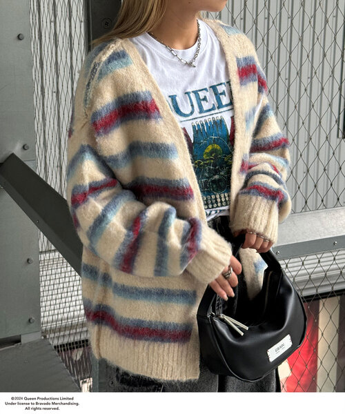 CIAOPANIC（チャオパニック）の「肩スリットボーダーカーディガン（カーディガン/ボレロ・レディース・レッド/ベージュ/オフホワイト/グレー/ブラック・ONE SIZE）」の9枚目の写真