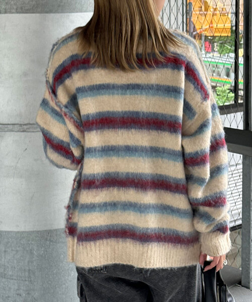 CIAOPANIC（チャオパニック）の「肩スリットボーダーカーディガン（カーディガン/ボレロ・レディース・レッド/ベージュ/オフホワイト/グレー/ブラック・ONE SIZE）」の11枚目の写真