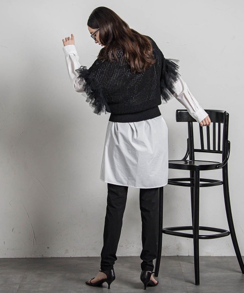 MAYSON GREY（メイソングレイ）の「スキッパーチュニックシャツ≪手洗い可能≫（シャツ/ブラウス・レディース・ダークネイビー/ホワイト/ブルー・M/S）」の5枚目の写真