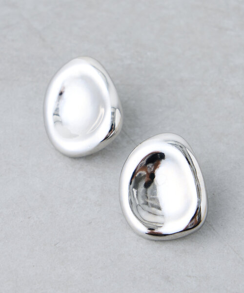 Jena espace merveilleux(ジェナ エスパスメルヴェイユ)の「クボミピアス(ピアス(両耳用)・レディース・シルバー/ゴールド・FREE)」の6枚目の写真