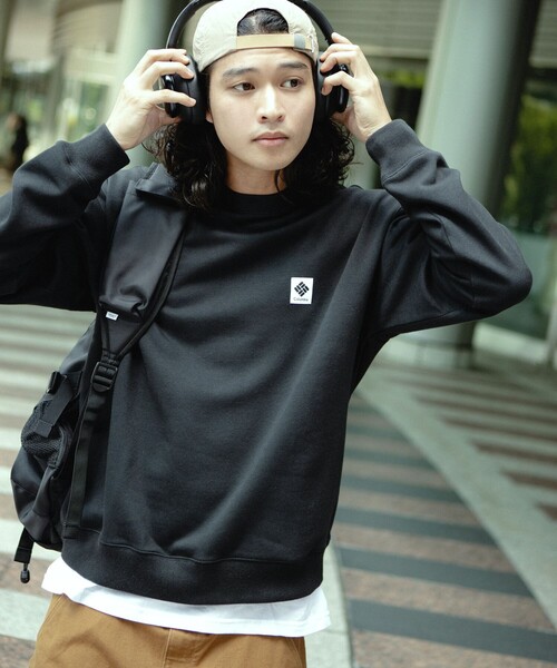 FREAK'S STORE（フリークスストア）の「限定展開 Columbia×FREAK'S STORE/コロンビア 別注 インペリアルパーク ワンポイントロゴ クルーネックスウェット（スウェット・メンズ・チャコールグレー/アッシュグレー/ベージュ/ネイビー/ブラック・SMALL/MEDIUM/LARGE/X-LARGE）」の2枚目の写真