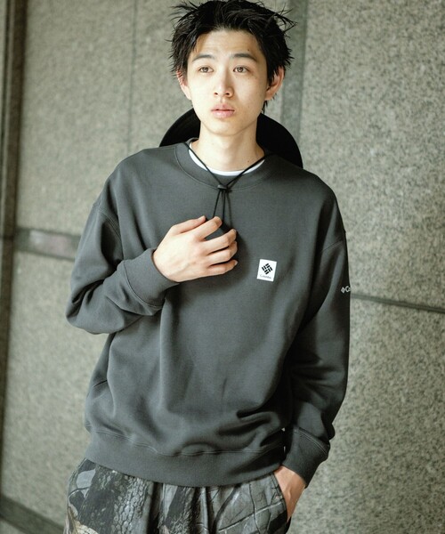 FREAK'S STORE（フリークスストア）の「限定展開 Columbia×FREAK'S STORE/コロンビア 別注 インペリアルパーク ワンポイントロゴ クルーネックスウェット（スウェット・メンズ・チャコールグレー/アッシュグレー/ベージュ/ネイビー/ブラック・SMALL/MEDIUM/LARGE/X-LARGE）」の13枚目の写真